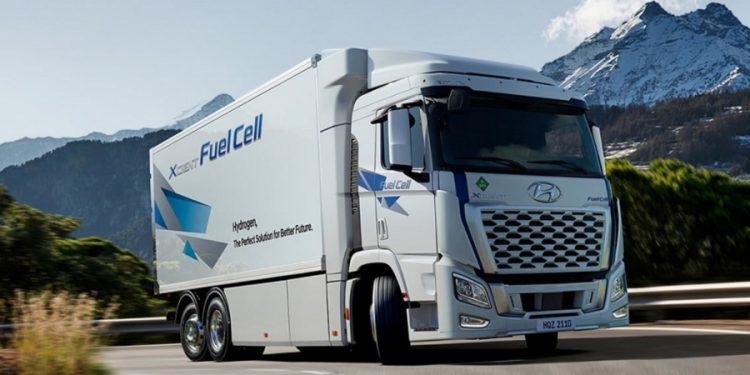 Hyundai Hyundai XCient hydrogen heavy duty truck to debut in Germany