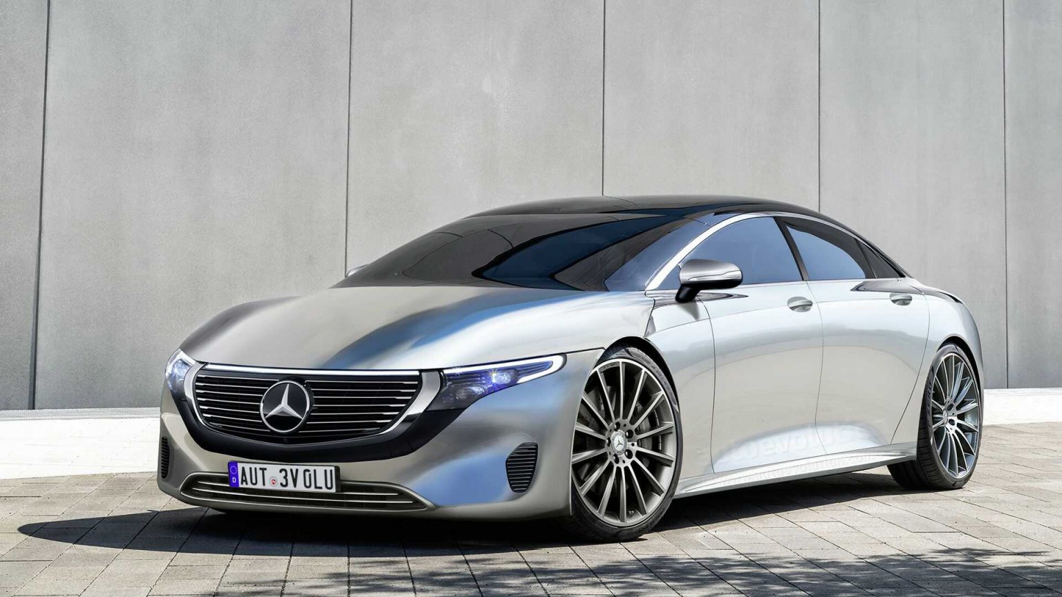 Mercedes-Benz to recall 660 imported EQS EVs in China