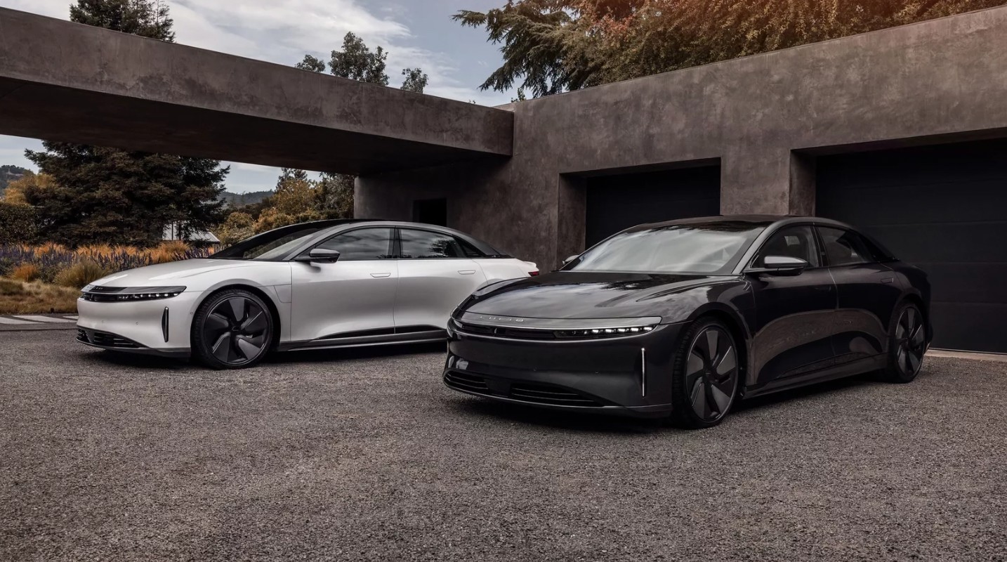 Stealth Look Lucid Air