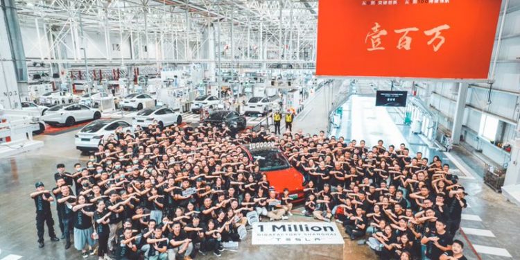 Tesla Giga Shanghai celebrates a milestone of 1 millionth EVs production since December 2019