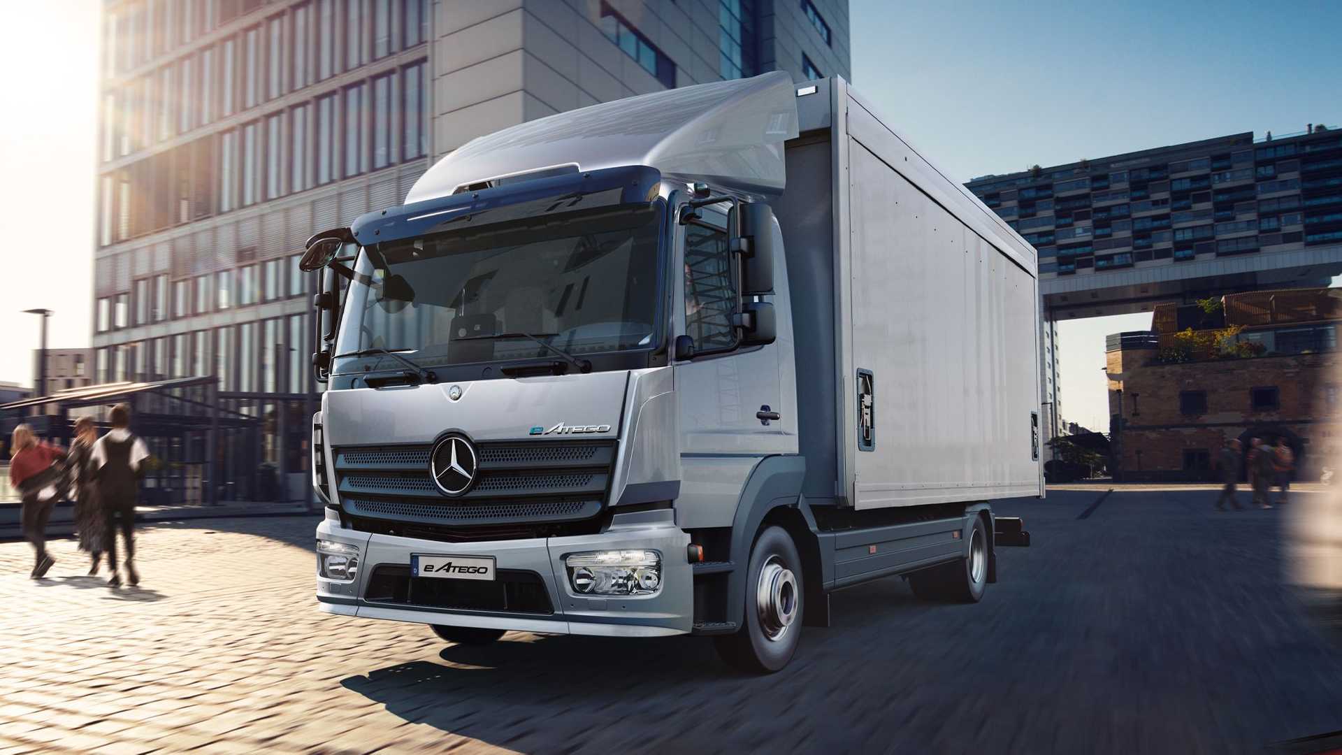 Mercedes-Benz announces eAtego battery-electric truck with range up to 320 km