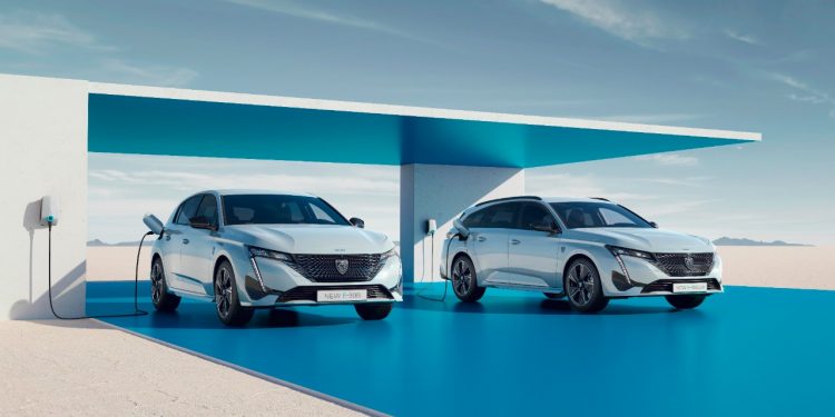 Peugeot 308 SW, Electric Station Wagon is claimed to have a range of up to 400 Km