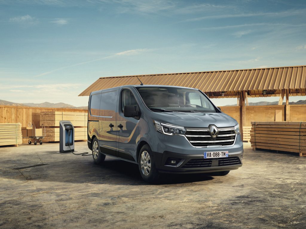 Renault launches Trafic Van E-Tech Electric, range up to 240 km Renault launches Trafic Van E-Tech Electric, range up to 240 km
