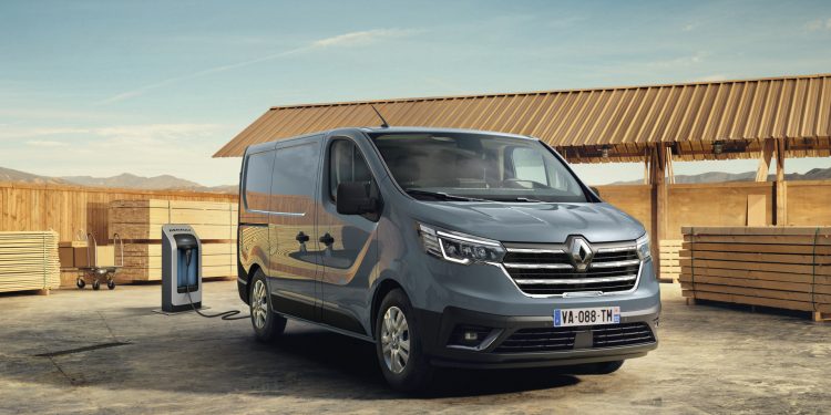 Renault launches Trafic Van E-Tech Electric, range up to 240 km