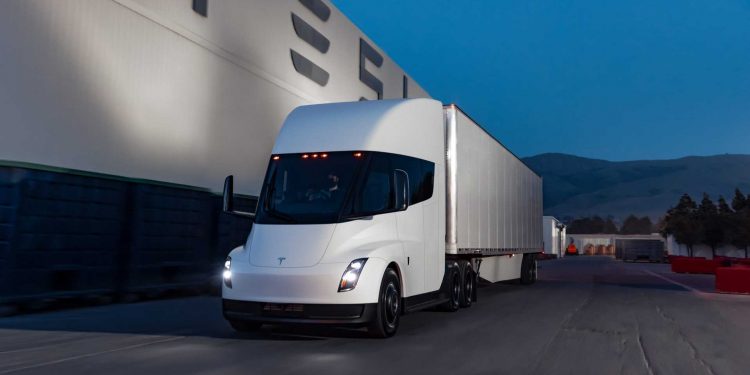 Tesla Semi electric truck 9 750x375 - Tesla Semi electric truck gets Certificate of Conformity from EPA, green light to begin deliveries