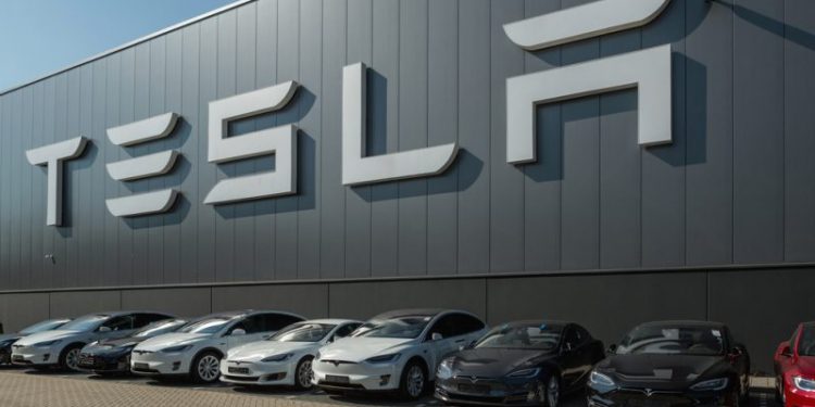Tesla aims to double sales of electric vehicles in Germany