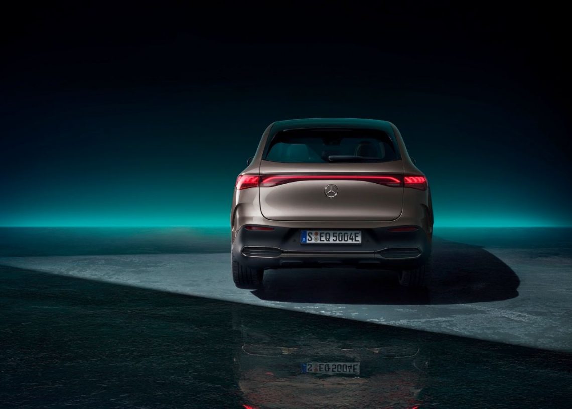 Mercedes-Benz EQE SUV specifications : power, battery and range - EVMagz