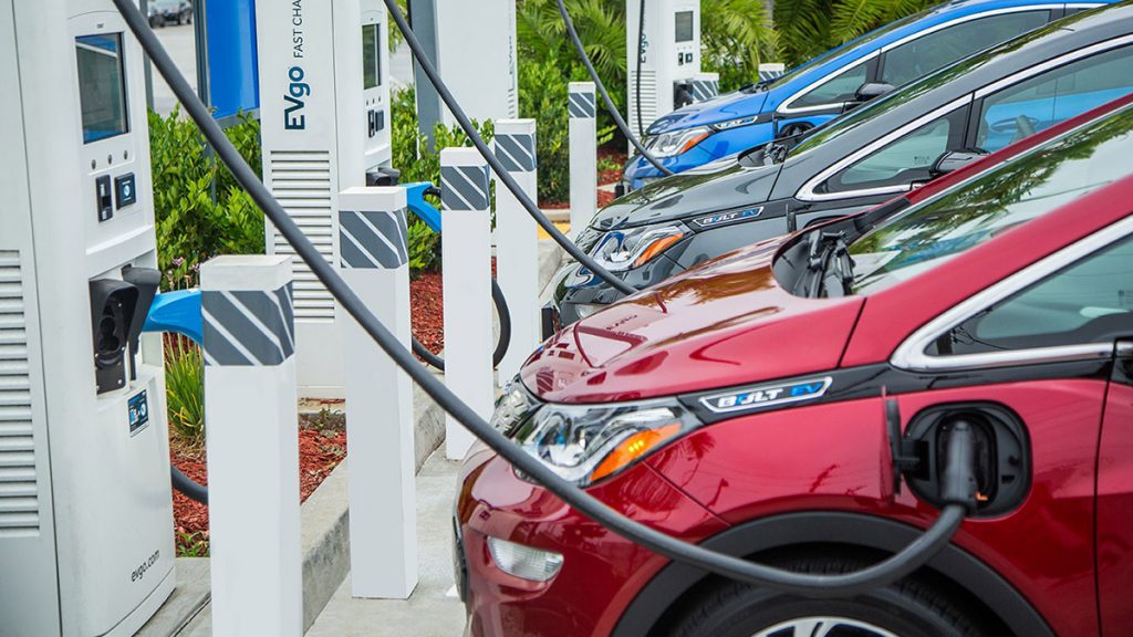 Analyst says 52 percent new cars in US will be electric by 2030