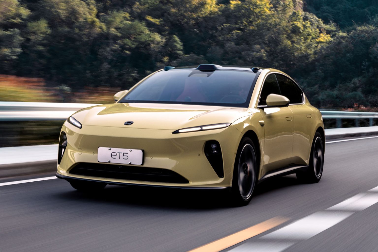 NIO open to the buy option for their consumers in Europe, William Li says
