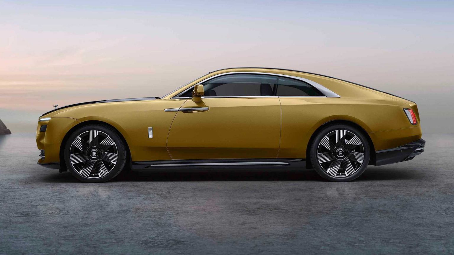 Behind the name of “Rolls-Royce Spectre”, brand’s first production EV
