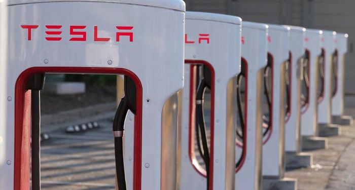 Tesla opens up voting for future supercharger locations around the world 700x375 - Tesla opens up voting for future supercharger locations around the world