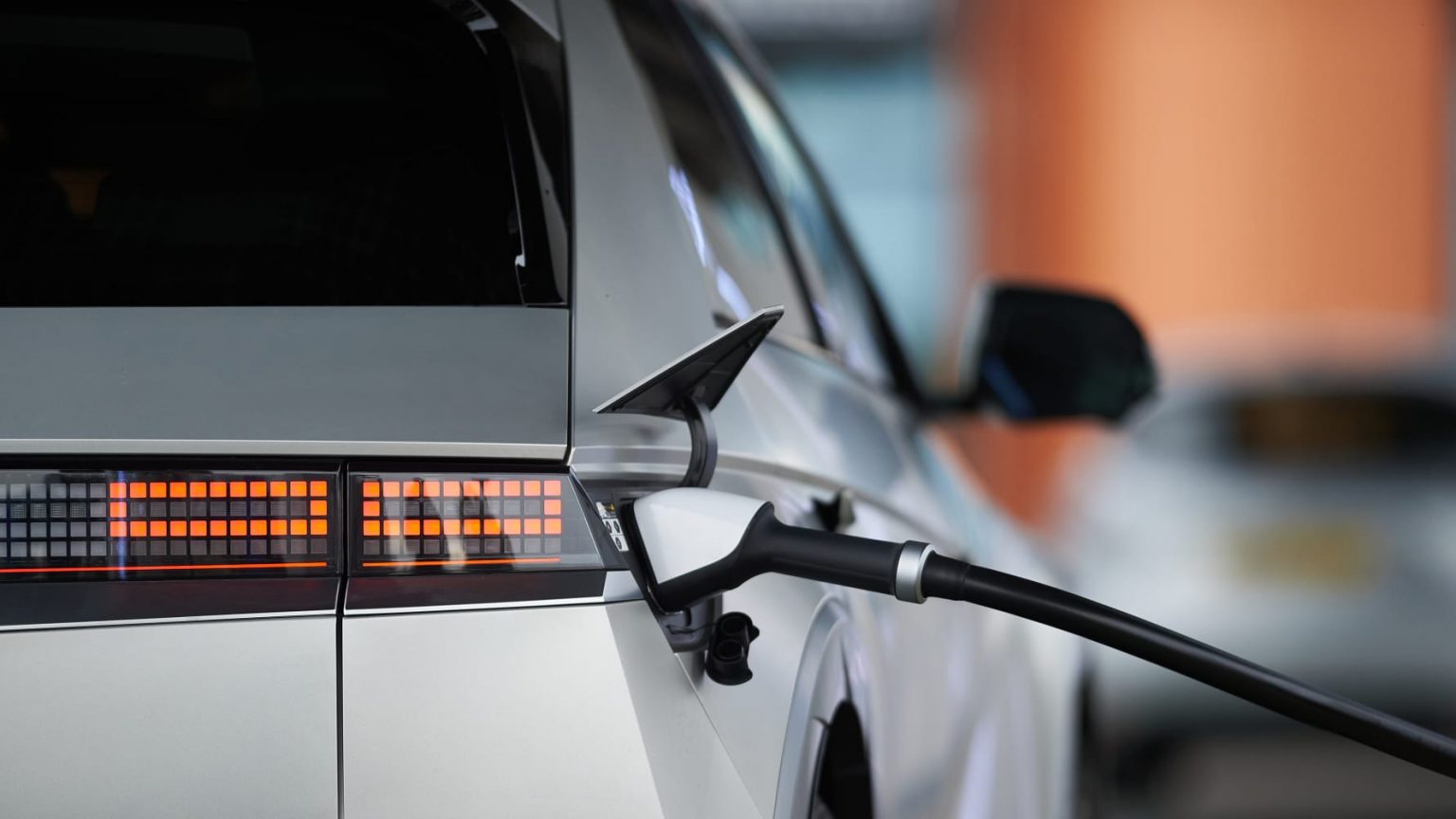Thatcham Research secures funding to identify electric vehicle collision repair and insurance pain points