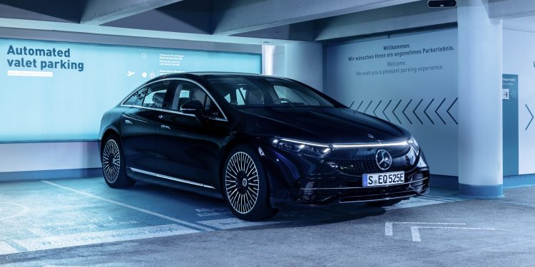 Mercedes Benz and Bosch introduce autonomous valet parking function 750x375 - Mercedes-Benz and Bosch introduce autonomous valet parking function