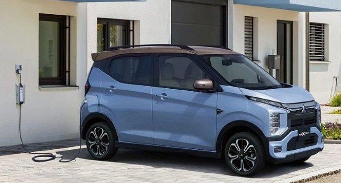 Nissan Sakura Kei Electric 700x375 - Nissan Sakura mini electric vehicle wins 2022-2023 Japan Car of the Year award