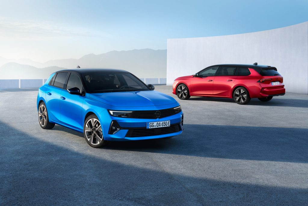 Opel / Vauxhall Astra Electric revealed with 154 hp and range up to 258 miles