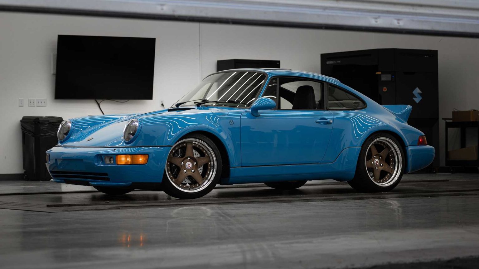 Everrati completes first Porsche 911 (964) electric conversion for US market