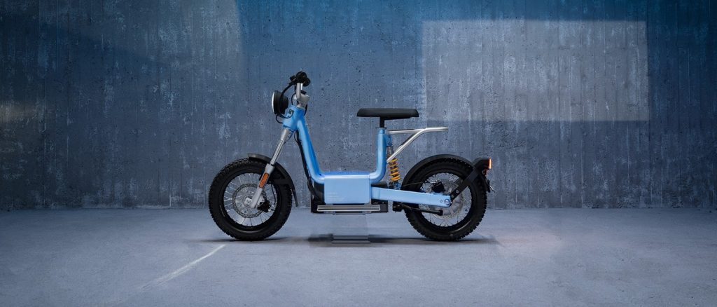 Polestar reveals second edition of CAKE Makka electric moped in sky colour