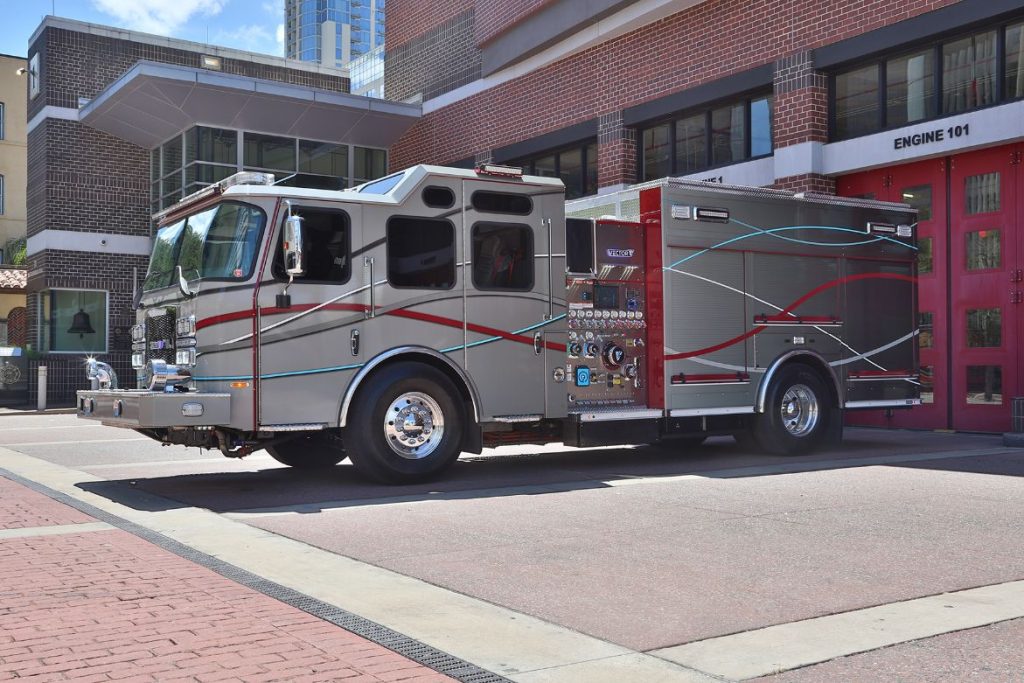 Spartan Emergency Response recieves order for all-electric Vector™ fire truck from Charlotte Fire Department