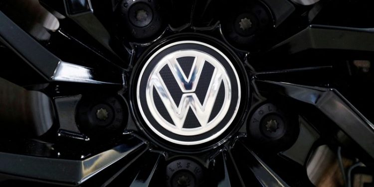 Volkswagen 750x375 - Volkswagen to Replace Design Chief with Bentley's Andreas Mindt Following Criticism from New CEO