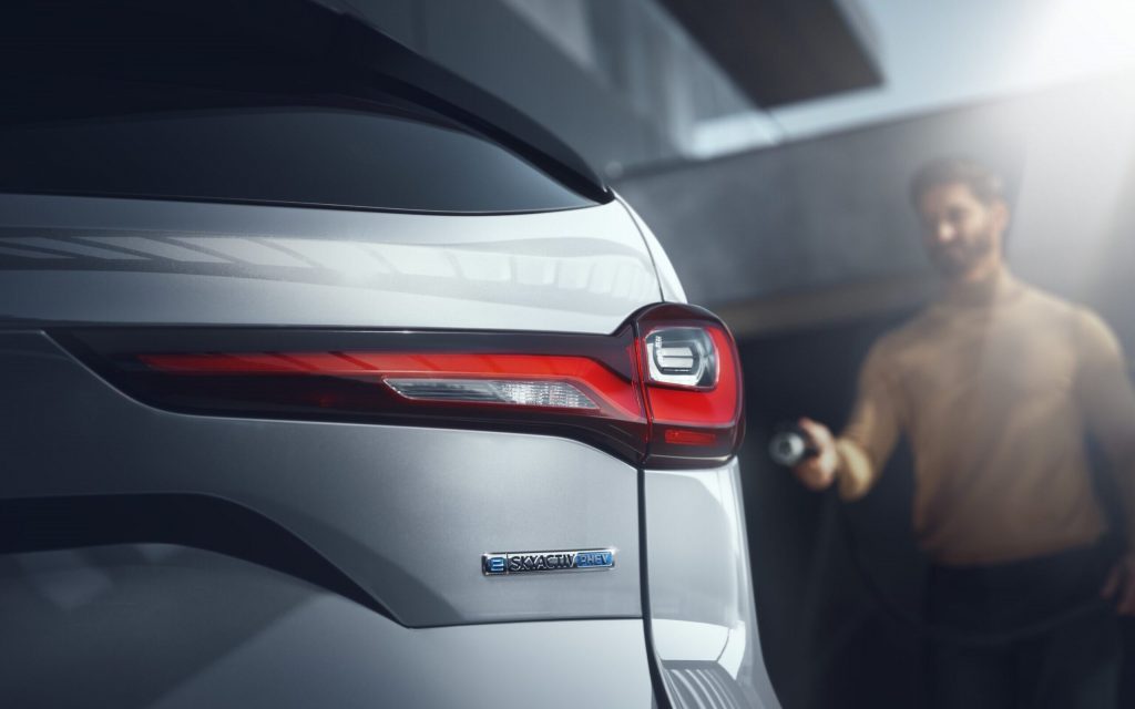 2024 Mazda CX-90 will be available in PHEV version