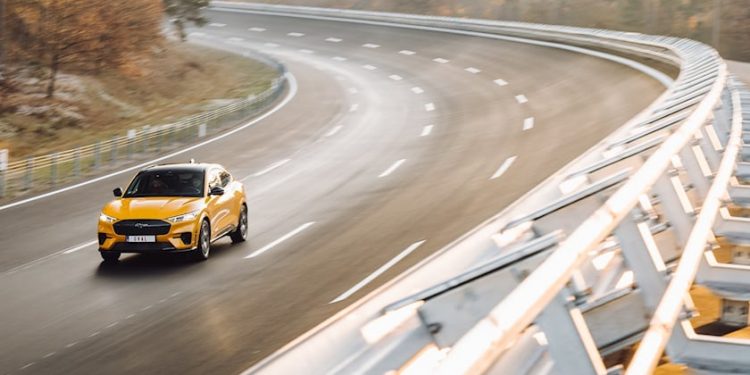 Ford Revamps High Speed Oval Test Track at Lommel Proving Grounds for Electric Vehicle Development 750x375 - Ford Revamps High-Speed Oval Test Track at Lommel Proving Grounds for Electric Vehicle Development