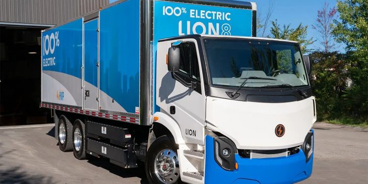 Lion Electric 1400 750x375 - Lion Electric Completes First Lithium-Ion Battery Pack Production in Mirabel Facility