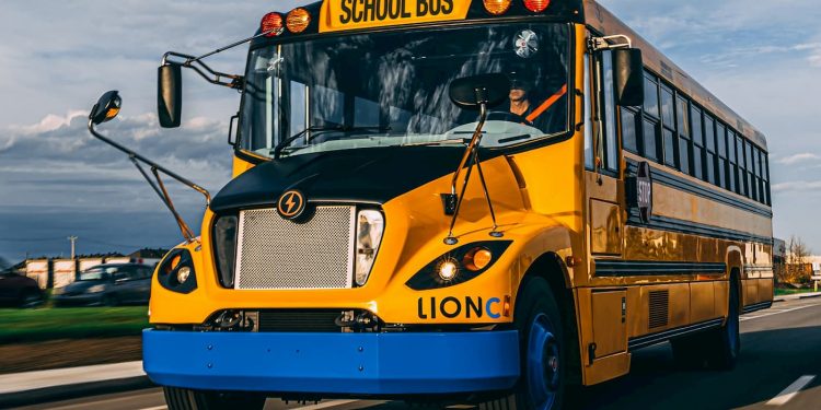 Lion electric US factory 1 750x375 - First Student Reaches 1 Million Electric School Bus Miles