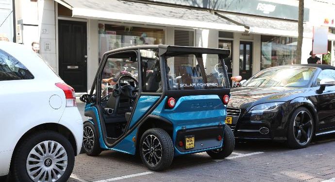 Squad Solar City Car 690x375 - Squad Solar City Car Becomes Urban Mobility Solution With Range Up to 96.5 km
