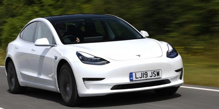 Tesla Model 3 750x375 - Plug-In Electric Vehicles Take Majority of Sales in German Auto Market for First Time in December