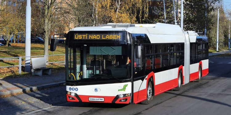 skoda 27tr elektrobus electric bus 750x375 - PMDP in Pilsen, Czech Republic Signs Framework Agreement with Skoda Group for 53 electric buses