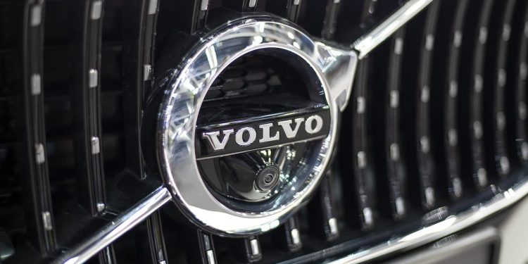 volvo logo on car grill 750x375 - Volvo Announces June 15th Debut for New Entry-Level Electric Vehicle, the EX30