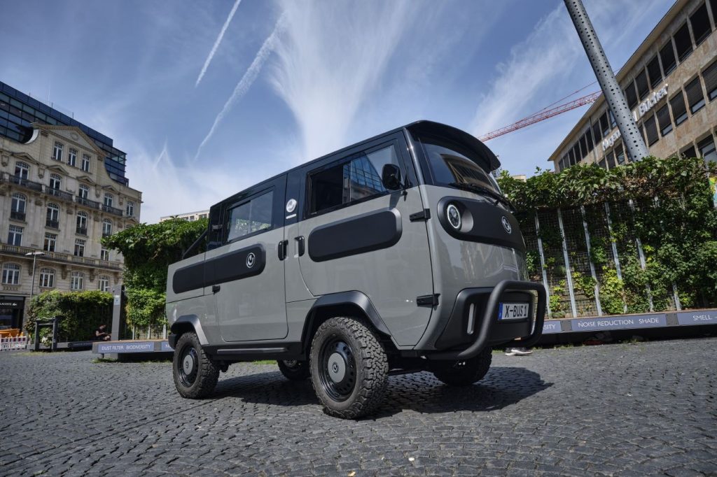 ElectricBrands Chooses VDL Nedcar as Contract Manufacturer for XBUS and Evetta Models