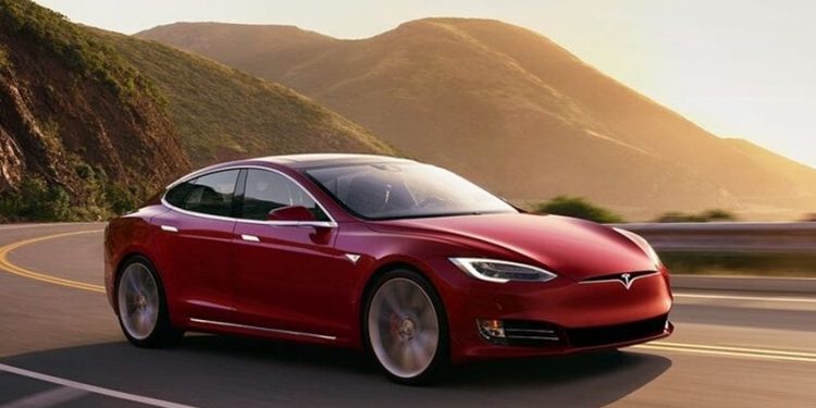 2019 Tesla Model S exterior views 5 750x375 - Study Finds Three-Year-Old EV Owners Drive Less Miles Compared to Internal Combustion Engine Vehicles