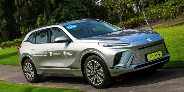 Buick's Electra E5 Electric SUV Set to Hit the Streets of China on ...