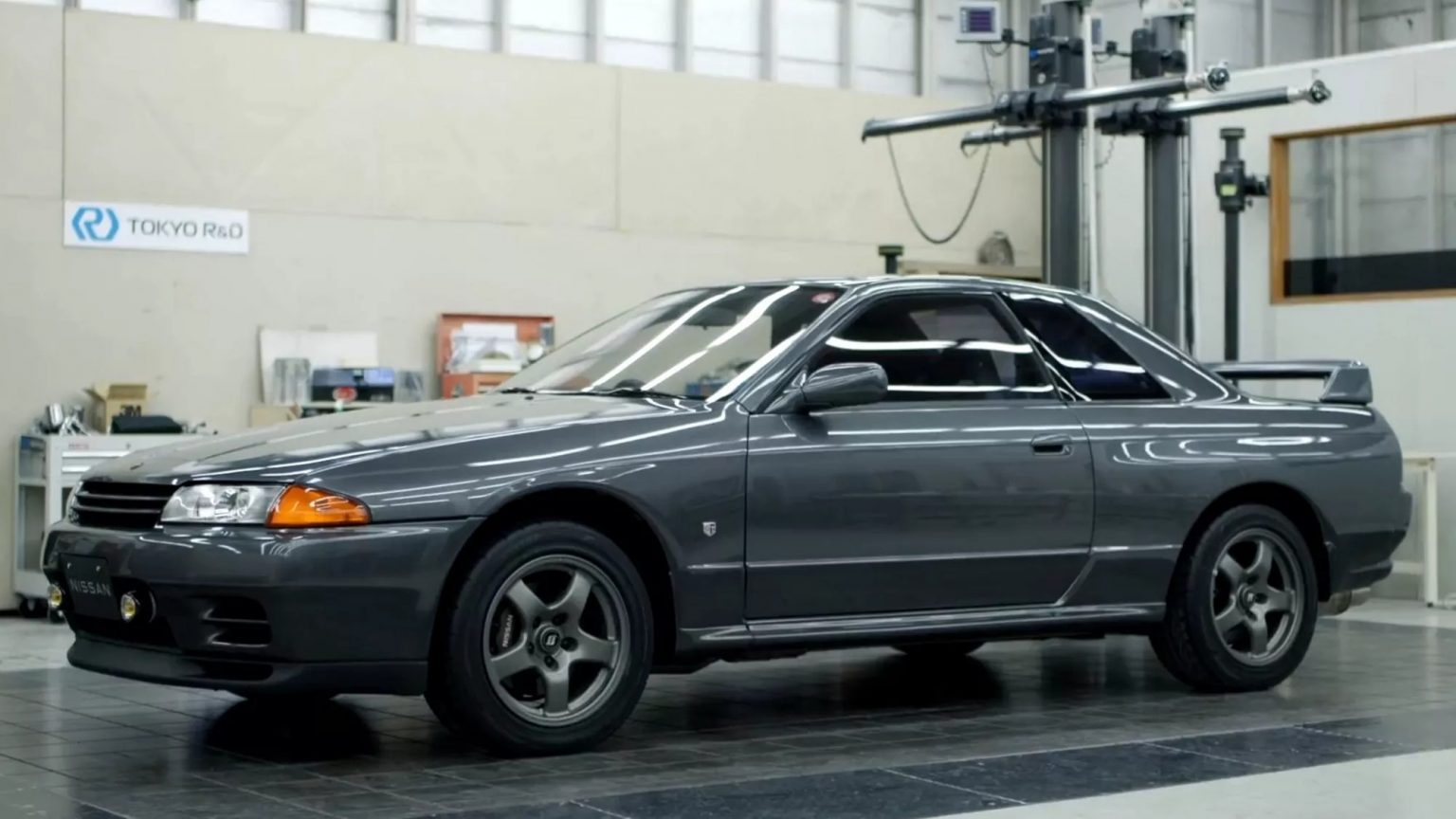 Nissan Unveils Classic R32 Skyline GT-R Converted to Electric Power