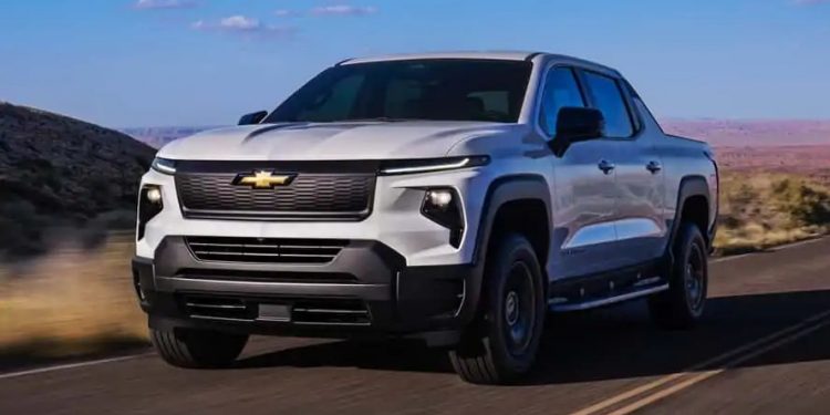 Chevrolet Unveils 2024 Silverado EV Work Truck with Impressive 450-Mile ...