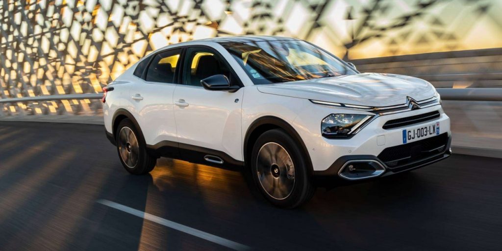 Citroen’s e-C4 and e-C4 X Electric Cars Receive a Boost with More Powerful Drivetrain and Improved Battery Technology