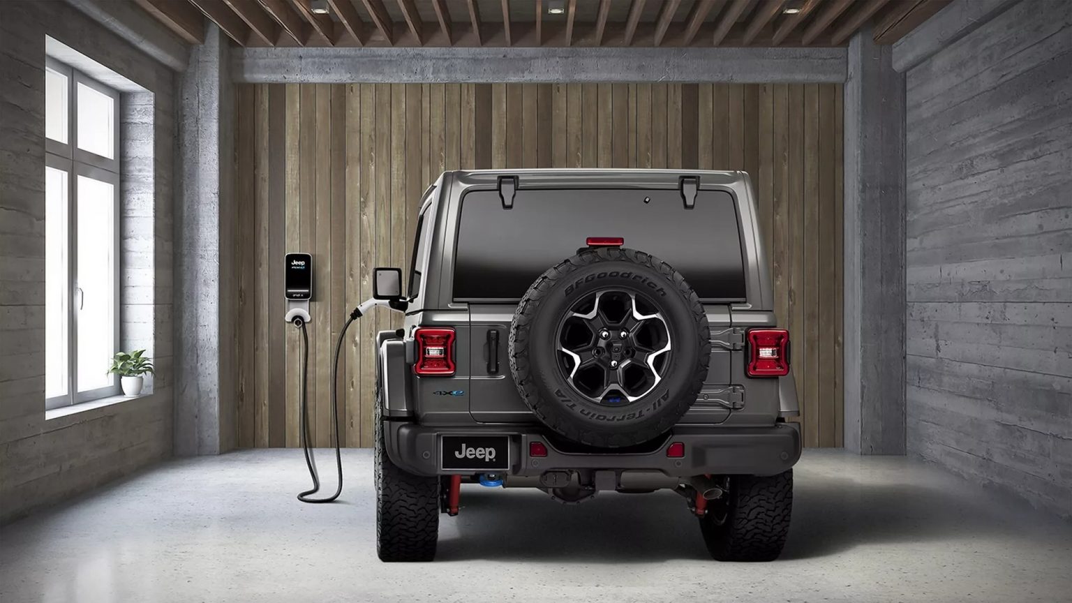 Jeep Aims for 50% Increase in PHEV Sales, Plans to Expand 4xe Lineup