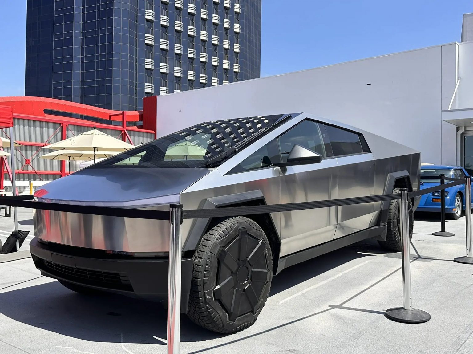 Tesla’s Chief Designer, Franz von Holzhausen, Impresses with Cybertruck Showcase at Cars & Coffee Event