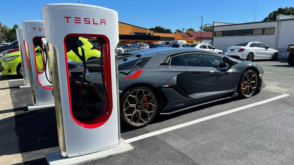 Supercars Block Tesla Supercharger Station in Australia, Sparking Frustration among EV Owners
