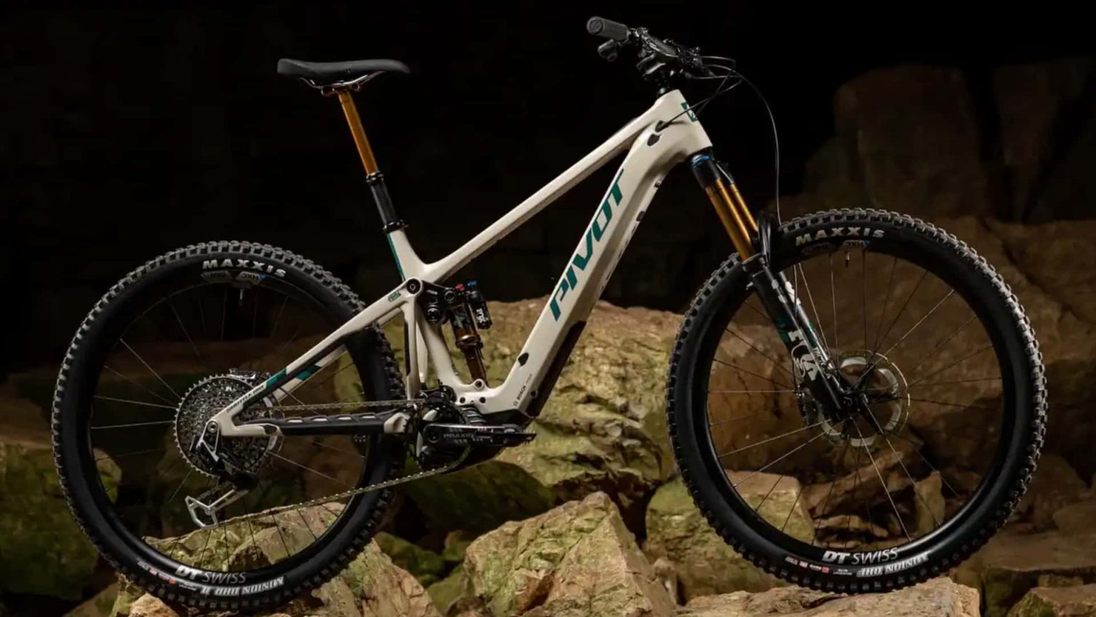 Pivot Bikes Unveils High-Performance All-Mountain e-MTB – The Shuttle AM