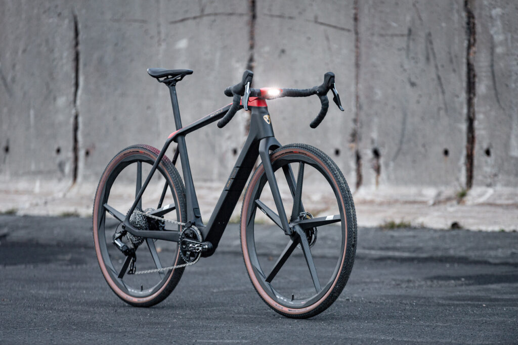 Rotwild Unveils Cutting-Edge R.R275 X E-Gravel Bike with Integrated Power Unit (IPU) and Versatile Features