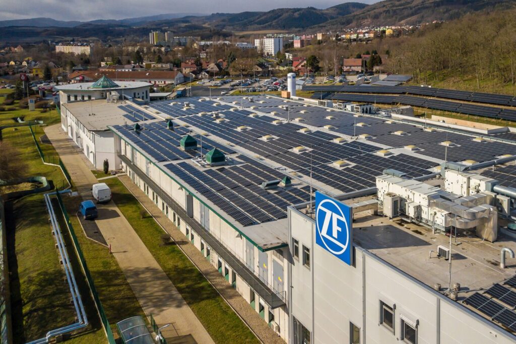 ZF to Cut 11,000 to 14,000 Jobs in Germany by 2028 as Part of Electric Powertrain Restructuring