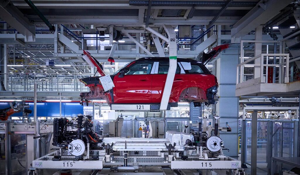 BMW Reassesses Mini Oxford EV Production Plans Amid Trade and Cost Concerns