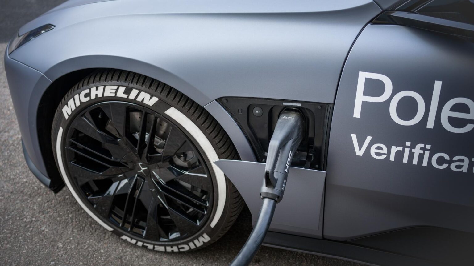 Polestar and StoreDot Achieve Rapid EV Charging: 10 to 80 Percent in Just 10 Minutes