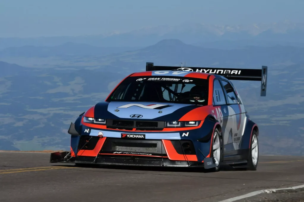 Hyundai Ioniq 5 N Sets New Pikes Peak Records in Electric Modified and Production SUV/Crossover Classes