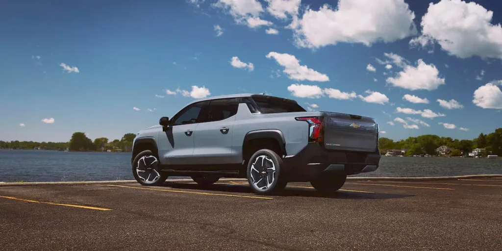 Chevy Silverado EV RST