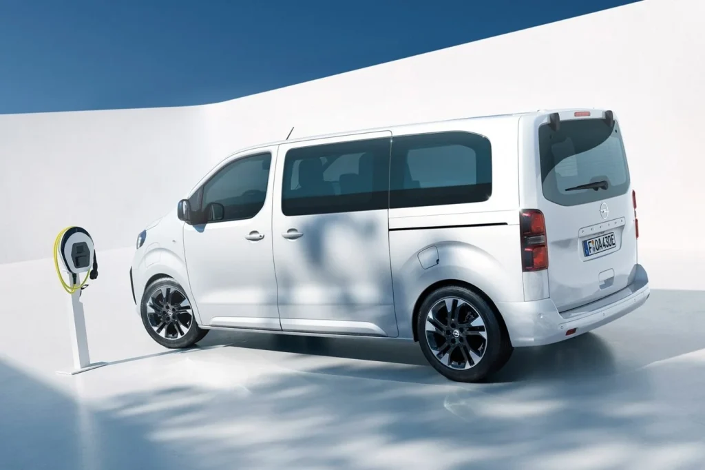 Opel Announces Revised Pricing for Zafira Electric with New Standard Equipment