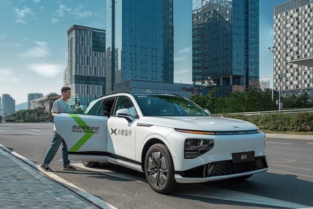 Xpeng Plans Self-Driving Taxi Launch by 2026, Will Not Operate Fleet
