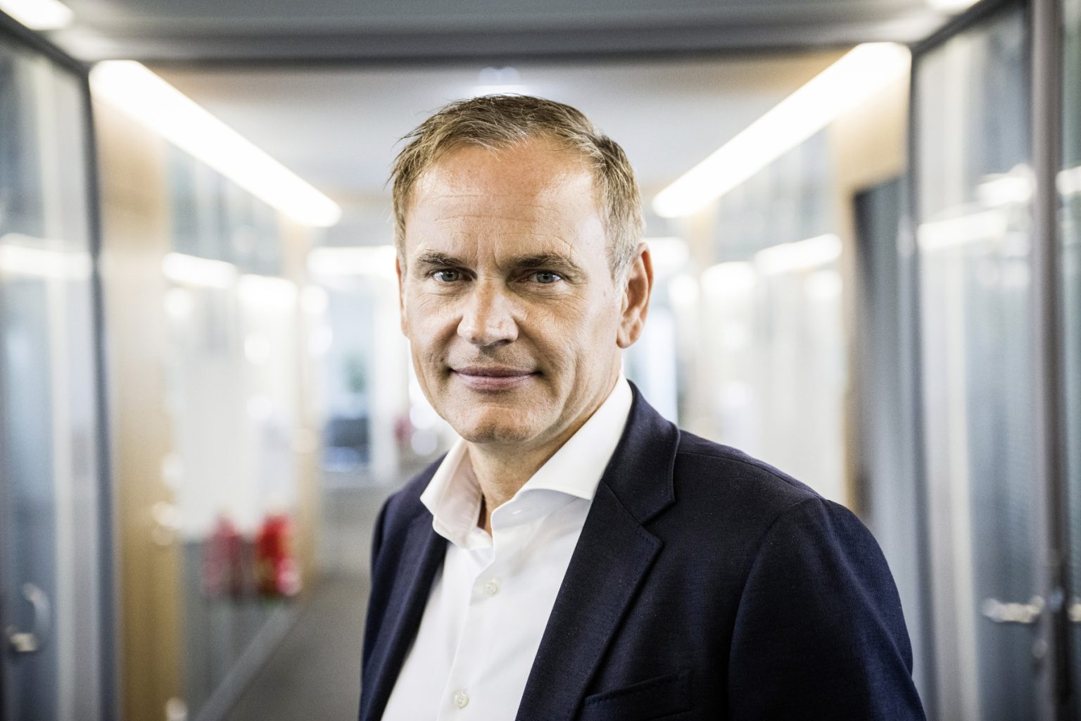 Volkswagen Labour Leader Urges CEO Blume to Relinquish Dual Roles